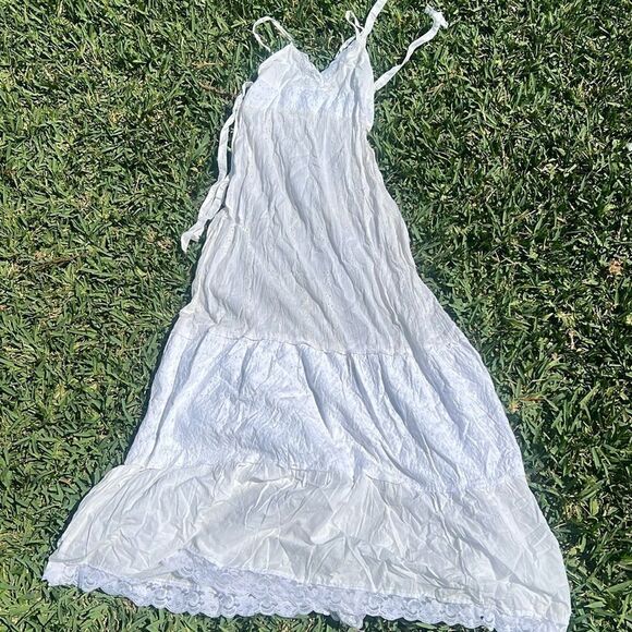 White Linen Maxi Dress - Size Medium Long White Summer Dress - Picture 1 of 12
